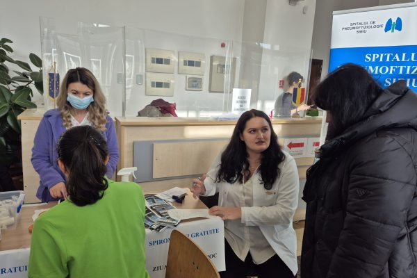 De Ziua Mondială BPOC, sute de studenți și-au testat sănătatea pulmonară în cadrul campaniei „Alegeri greșite”