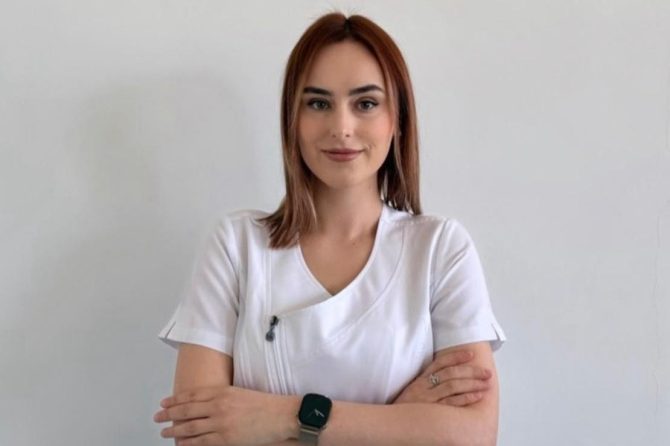 Interviu dr. Adriana Canciu, Medic specialist Reabilitare medicală:„Recuperarea respiratorie – șansa la o viață mai bună pentru pacienții cu boli pulmonare”