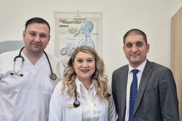 2 medici noi oferă consultații pneumologice gratuite în ambulatoriu, la Spitalul de Pneumoftiziologie Sibiu
